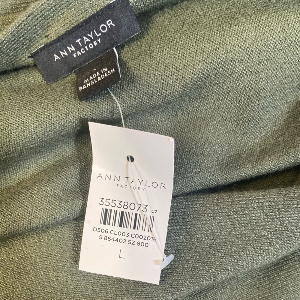 Ann Taylor~NWT~Soft~Olive Green~Cowl Neck~Drop Shoulder~Knit Sweater~Size L - Picture 2 of 10